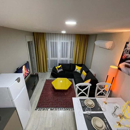 Close Airport,Mall Of Antalya Shopping Center,Tram Station Bagian luar foto