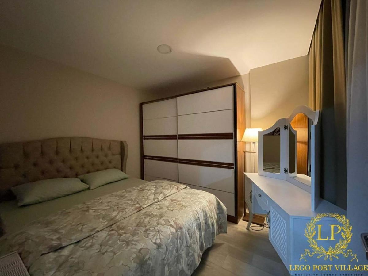 Close Airport,Mall Of Antalya Shopping Center,Tram Station Bagian luar foto