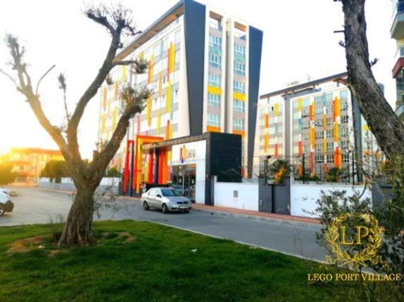 Close Airport,Mall Of Antalya Shopping Center,Tram Station Bagian luar foto